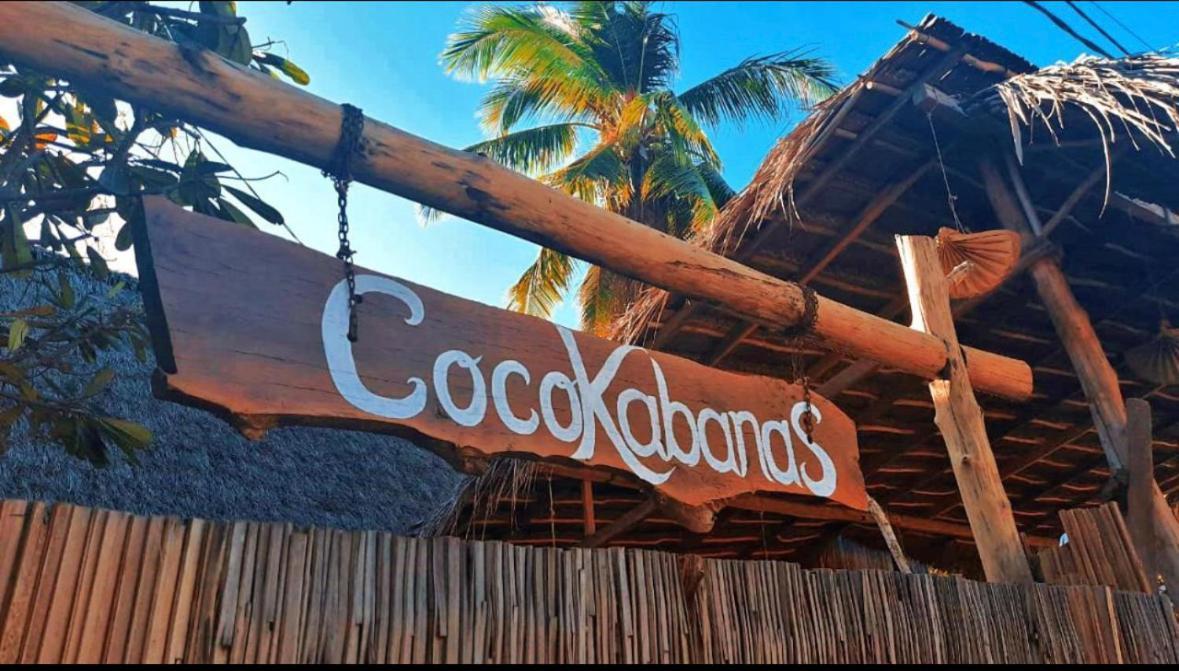 Cocokabanasrote Apartment Nembrala Bagian luar foto