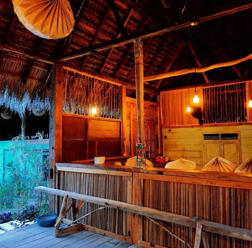 Cocokabanasrote Apartment Nembrala Bagian luar foto